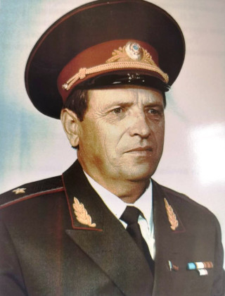 Астахов Михаил Николаевич.