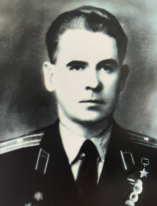 Свертилов  Алексей Иванович.